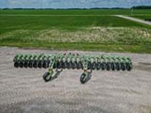 02 Row Crop Cultivator